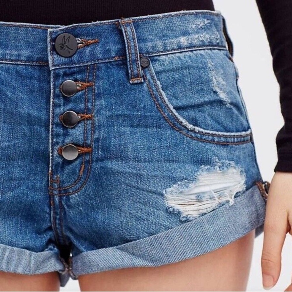 Free People One Teaspoon Bandits Shorts Distressed Denim Size 26